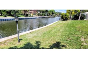 927 Contento St, Siesta Key, FL 34242, Sold 04/27/23