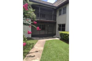 77 WINDTREE LN, WINTER GARDEN, FL 34787 Sold 09/16/22