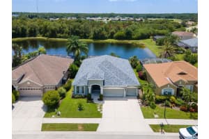 338 LONDONDERRY DR, SARASOTA, FL 34240 Sold 01/12/23