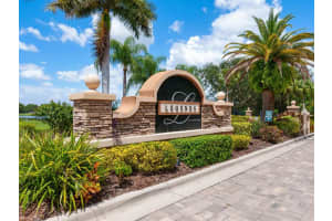 338 LONDONDERRY DR, SARASOTA, FL 34240 Sold 01/12/23