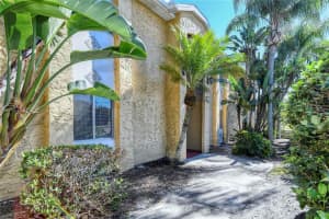 1989 TOUCAN WAY #100, SARASOTA, FL 34232 Sold 10/28/22