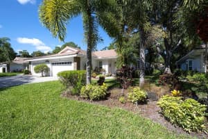 5702 GARDEN LAKES PALM, BRADENTON, FL 34203 Sold 12/13/22