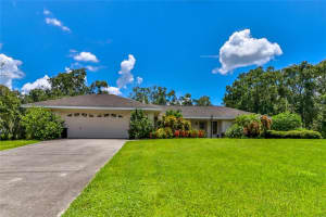 6053 RAVENWOOD DR, SARASOTA, FL 34243 Sold 03/31/23