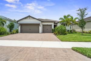 8605 SUNDANCE LOOP, SARASOTA, FL 34238 Sold 10/28/22