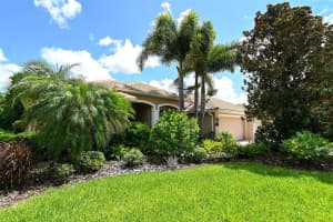 5704 Eastwind Dr, Sarasota, FL 34233, Sold 10/20/22