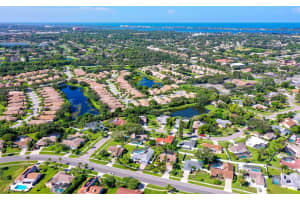 3889 KINGSTON BLVD, SARASOTA, FL 34238 Sold 10/04/22