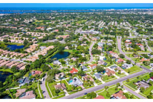 3889 KINGSTON BLVD, SARASOTA, FL 34238 Sold 10/04/22