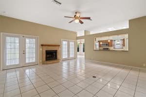 4906 81st Ave Terrace E, Sarasota, FL 34243, Sold 10/04/22