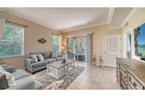 8140 Enclave Way, Sarasota, FL 34243, Sold 12/02/22