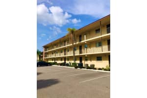 2220 Stickney Point Rd, Sarasota, FL 34231, Sold 01/09/23