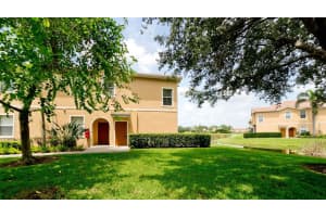 3740 PARKRIDGE CIR #24-204, SARASOTA, FL 34243 Sold 11/16/22