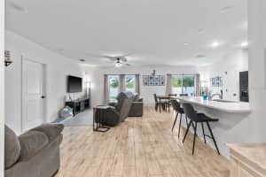 4530 LINDEVER LN, PALMETTO, FL 34221 Sold 10/11/22