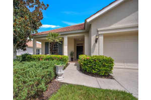 635 MISTY POND CT, BRADENTON, FL 34212 Sold 10/12/22