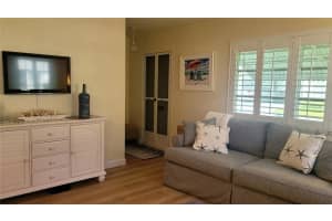 6008 HIBISCUS DR, BRADENTON, FL 34207 Sold 09/23/22