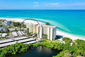 20 WHISPERING SANDS DR #306, SARASOTA, FL 34242 Sold 10/03/22