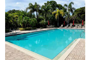 5224 Bouchard Cir, Sarasota, FL 34238, Sold 12/14/22