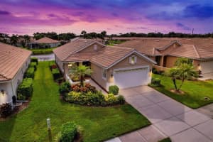 4132 Reflections Pkwy, Sarasota, FL 34233, Sold 10/14/22