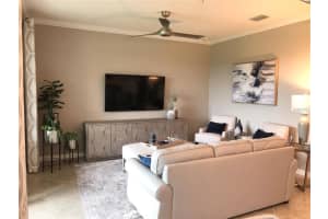 17510 GAWTHROP DR #405, LAKEWOOD RANCH, FL 34211 - MLS#MFRA4545313