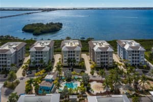 388 Aruba Cir, Bradenton, FL 34209, Sold 02/15/23