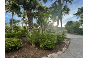 8320 MANASOTA KEY RD, ENGLEWOOD, FL 34223 - MLS#MFRA4545431