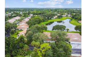 5816 Garden Lakes Dr, Bradenton, FL 34203, Sold 01/23/23