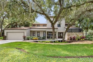 4020 Woodview Dr, Sarasota, FL 34232, Sold 10/07/22