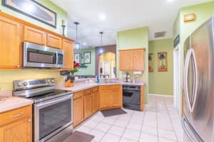 5136 Lansdowne Way, Palmetto, FL 34221, Sold 01/27/23