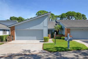 2701 Moss Oak Dr, Sarasota, FL 34231, Sold 11/17/22