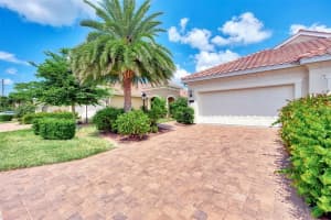 6912 Playa Bella Dr, Bradenton, FL 34209, Sold 10/31/22
