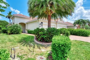 6912 Playa Bella Dr, Bradenton, FL 34209, Sold 10/31/22