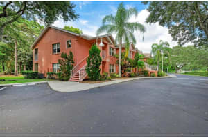 5450 Longwood Run Blvd, Sarasota, FL 34243, Sold 10/03/22