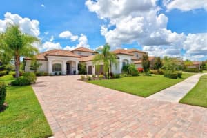 13620 SWIFTWATER WAY, LAKEWOOD RANCH, FL 34211 Sold 10/19/22