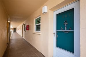 1350 N PORTOFINO DR #207TAR, SARASOTA, FL 34242 Sold 12/28/22