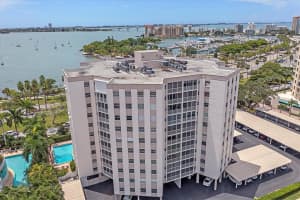 435 S Gulfstream Ave, Sarasota, FL 34236, Sold 11/03/22