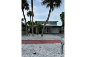 315 Jackson Dr, Sarasota, FL 34236, Sold 05/11/23