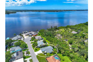 613 Ixora Ave, Ellenton, FL 34222, Sold 10/05/22