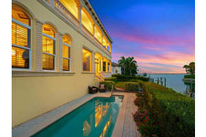 572 HALYARD LN, LONGBOAT KEY, FL 34228 Sold 06/16/23