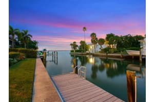 572 HALYARD LN, LONGBOAT KEY, FL 34228 Sold 06/16/23