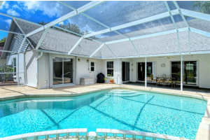 3414 SHADY BROOK LN, SARASOTA, FL 34243 Sold 10/18/22