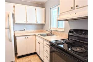 1617 LEISURE DR #C22, BRADENTON, FL 34207 Sold 10/14/22