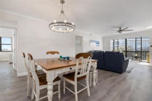 5855 MIDNIGHT PASS RD #429, SARASOTA, FL 34242 Sold 10/03/22