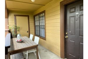345 LAKEPOINTE DR #201, ALTAMONTE SPRINGS, FL 32701 Sold 09/28/22