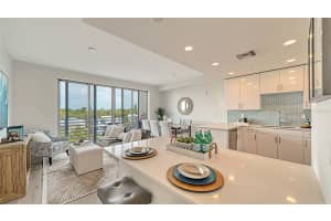 1889 N TAMIAMI TRL #513, SARASOTA, FL 34234 Sold 10/12/22