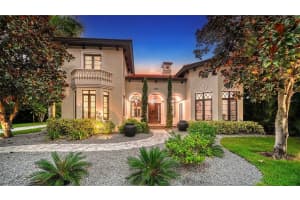 1727 BAHIA VISTA ST, SARASOTA, FL 34239 Sold 08/24/23