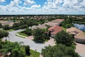 4134 63RD TER E, SARASOTA, FL 34243 Sold 05/15/23