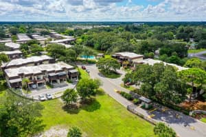 3223 RAMBLEWOOD DR N, SARASOTA, FL 34237 Sold 10/28/22