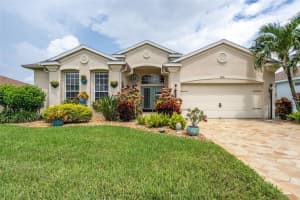 5203 52ND, BRADENTON, FL 34210 Sold 10/17/22