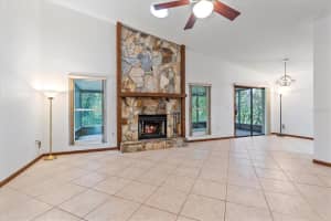 5591 SHADY BROOK TRL, SARASOTA, FL 34243 Sold 10/14/22