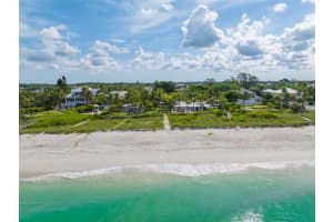 615-621 CASEY KEY ROAD, NOKOMIS, FL 34275 Sold 08/03/23