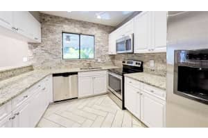 4001 BENEVA RD S #306, SARASOTA, FL 34233 Sold 02/10/23